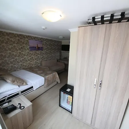 My Nevizadem Bed & Breakfast 3*